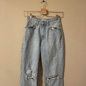 Zara straight leg jeans!!